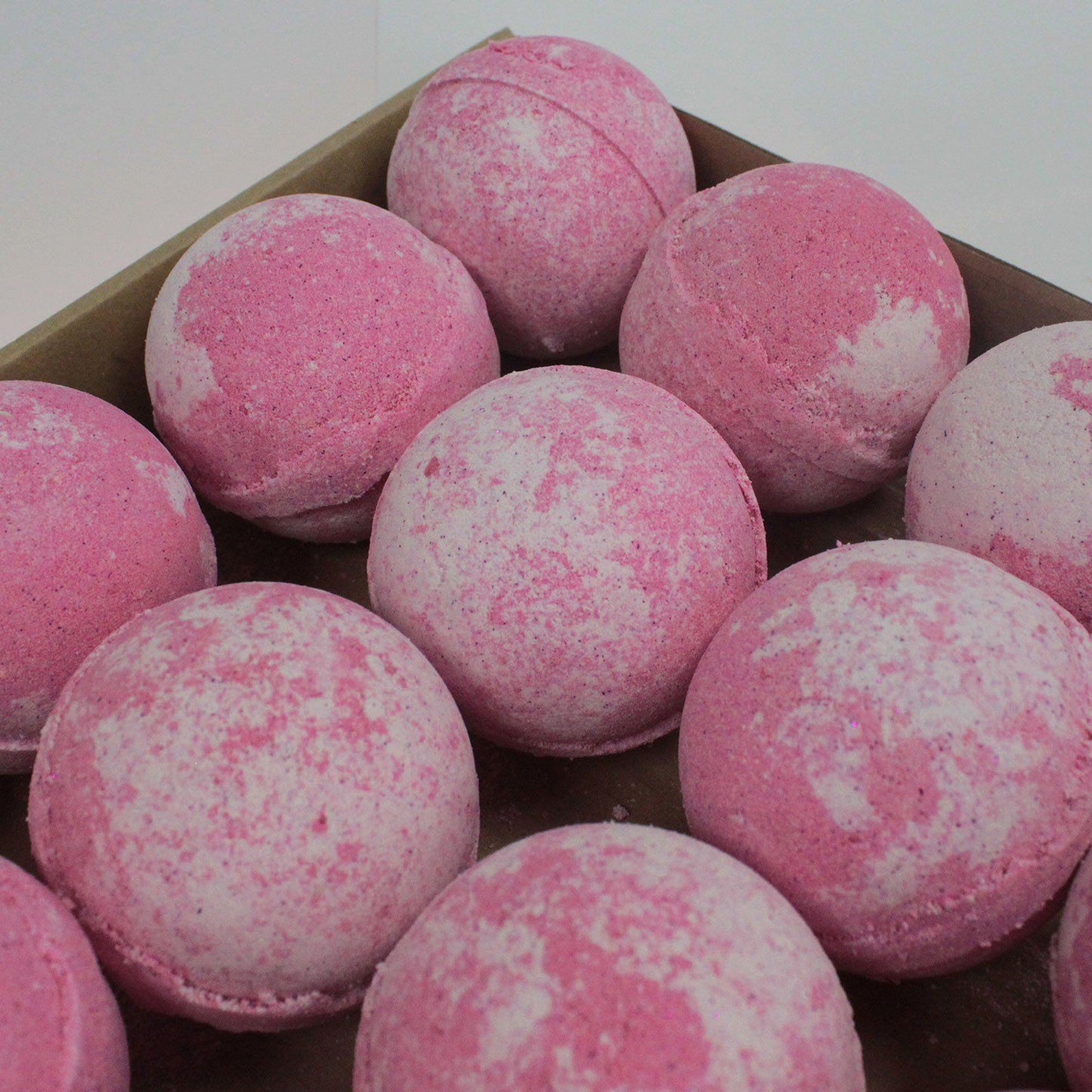 Bubblegum Jumbo Bath Bomb - 180g